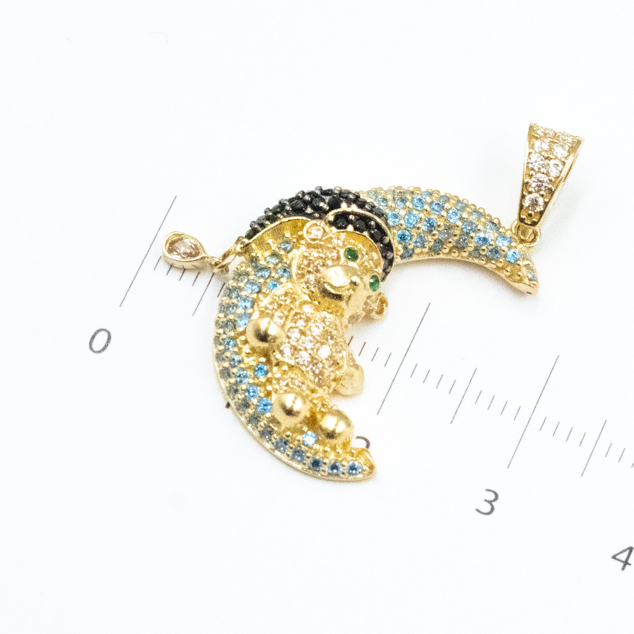 DIJE DE OSO DURMIENDO EN LA LUNA CON PIEDRAS ZIRCONIAS ORO 14K